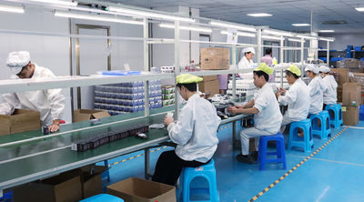 YSP Vapor Electronic Technology Co., Ltd. linea di produzione in fabbrica